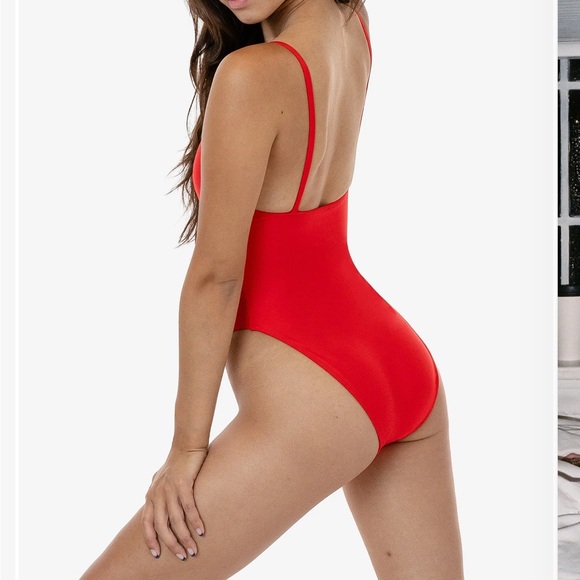 LA Spaghetti Strap One Piece Swimsuit Set of 2 - Picture 5 of 5